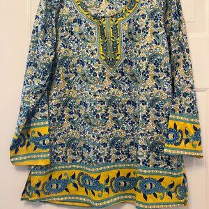 NWOT Women's Tunic Blouse. One Size. From Jordan